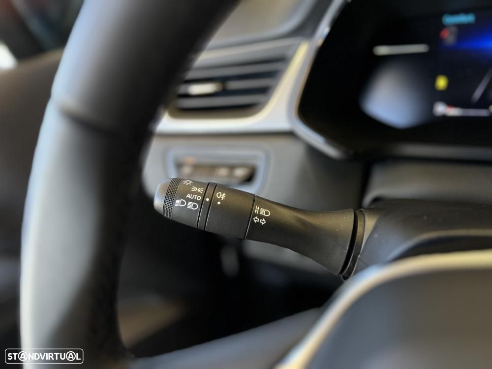 Renault Captur 1.0 TCe Techno Bi-Fuel - 22