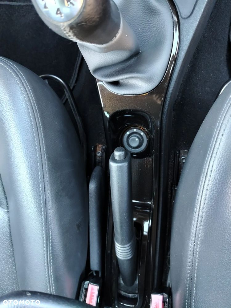 Dacia Duster 1.6 - 26