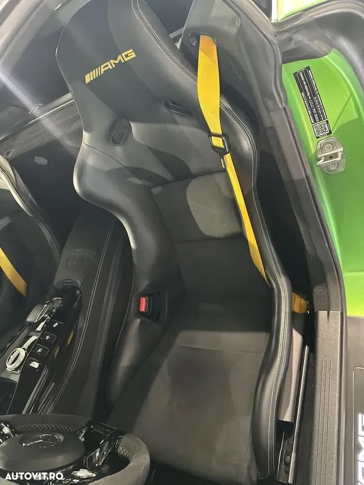 Mercedes-Benz AMG GT R Roadster - 25