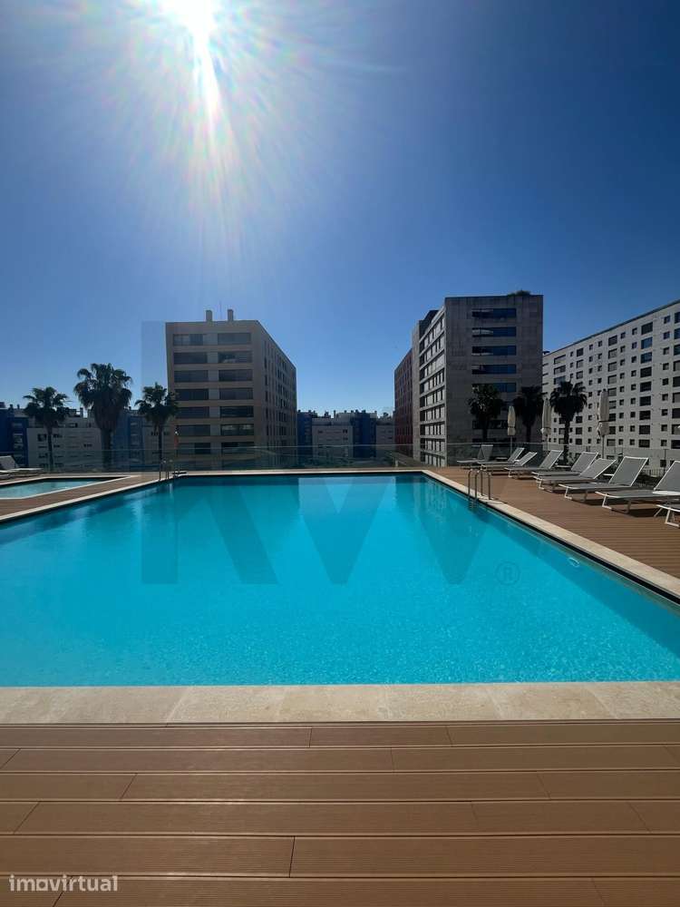 ARRENDAMENTO: T2 Premium no DISTRIKT — Novo Preço: 2.300 € - Grande imagem: 2/24