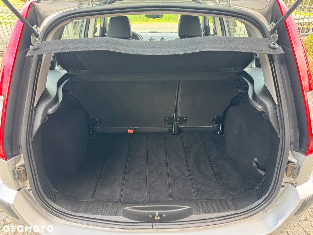 Ford Fusion 1.6 Elegance - 33