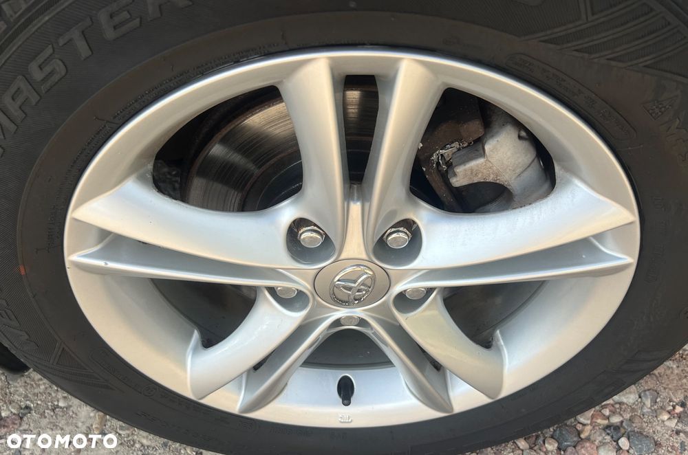 Toyota Avensis Combi 2.0 D-4D Executive - 21