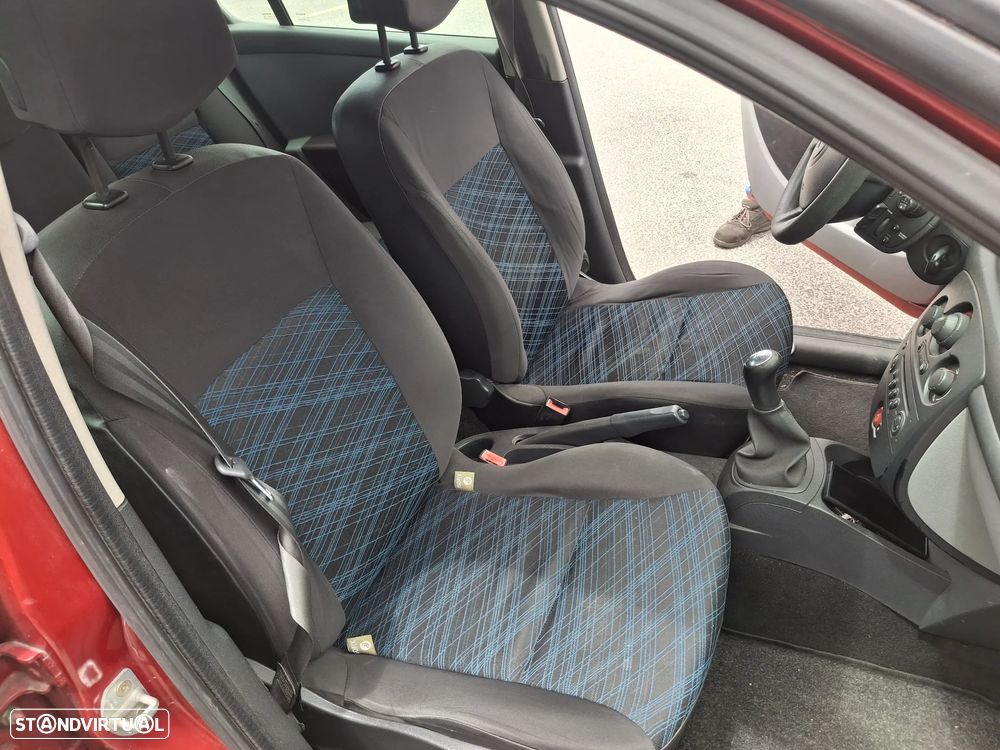 Renault Clio 1.5 dCi Confort - 12