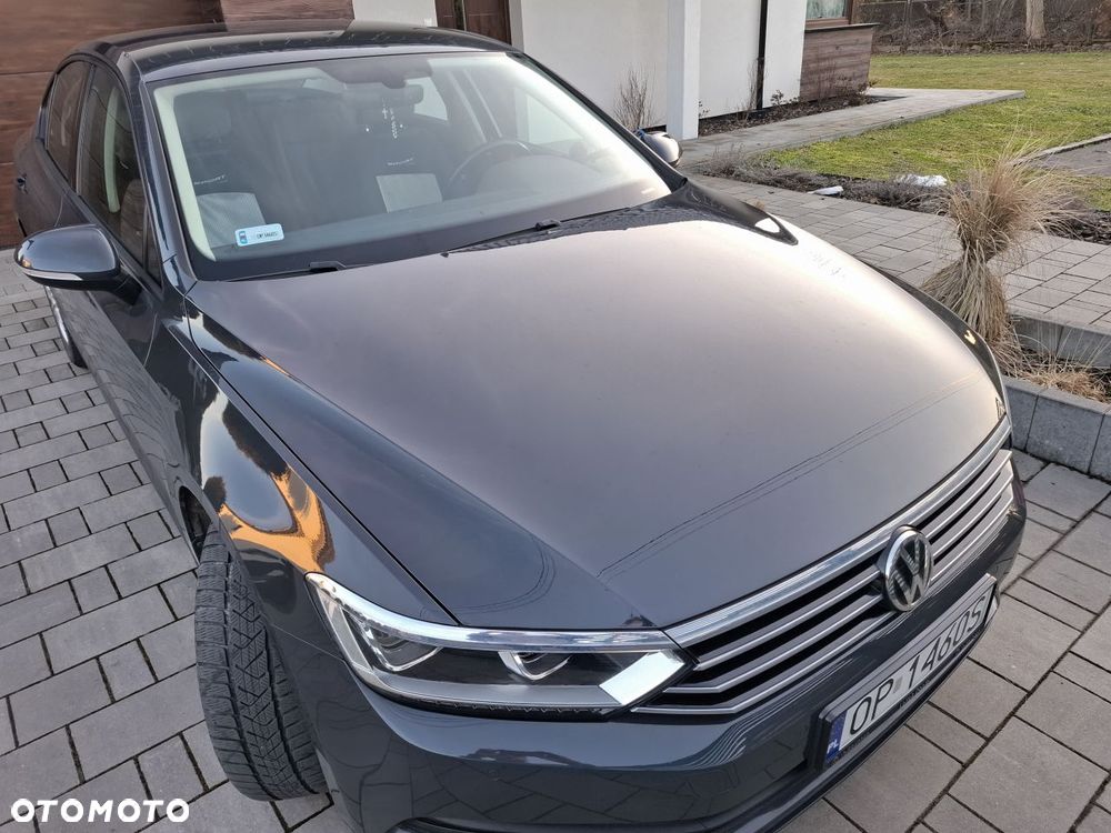 Volkswagen Passat - 3