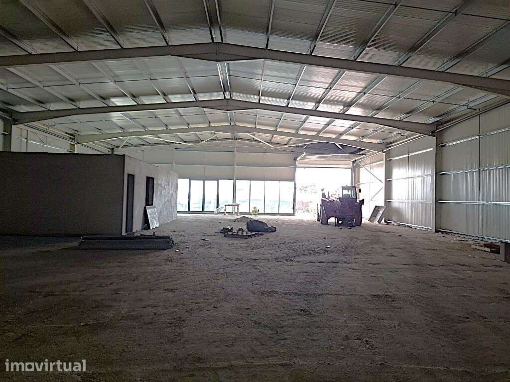 Pavilhão Industrial - Excelente Localização - Grande imagem: 2/2