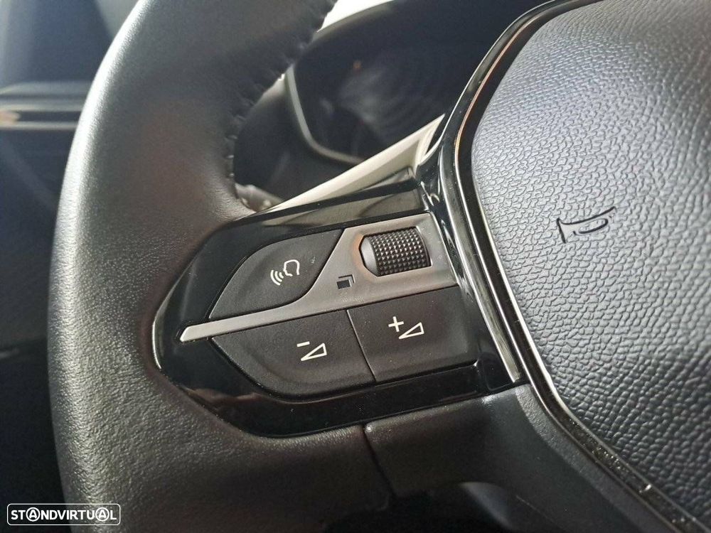 Peugeot 208 1.2 PureTech Active - 16