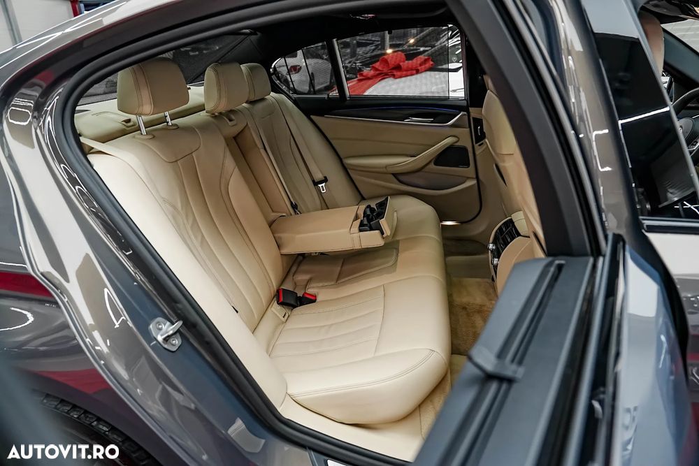 BMW Seria 5 530e Aut. M Sport Edition - 10