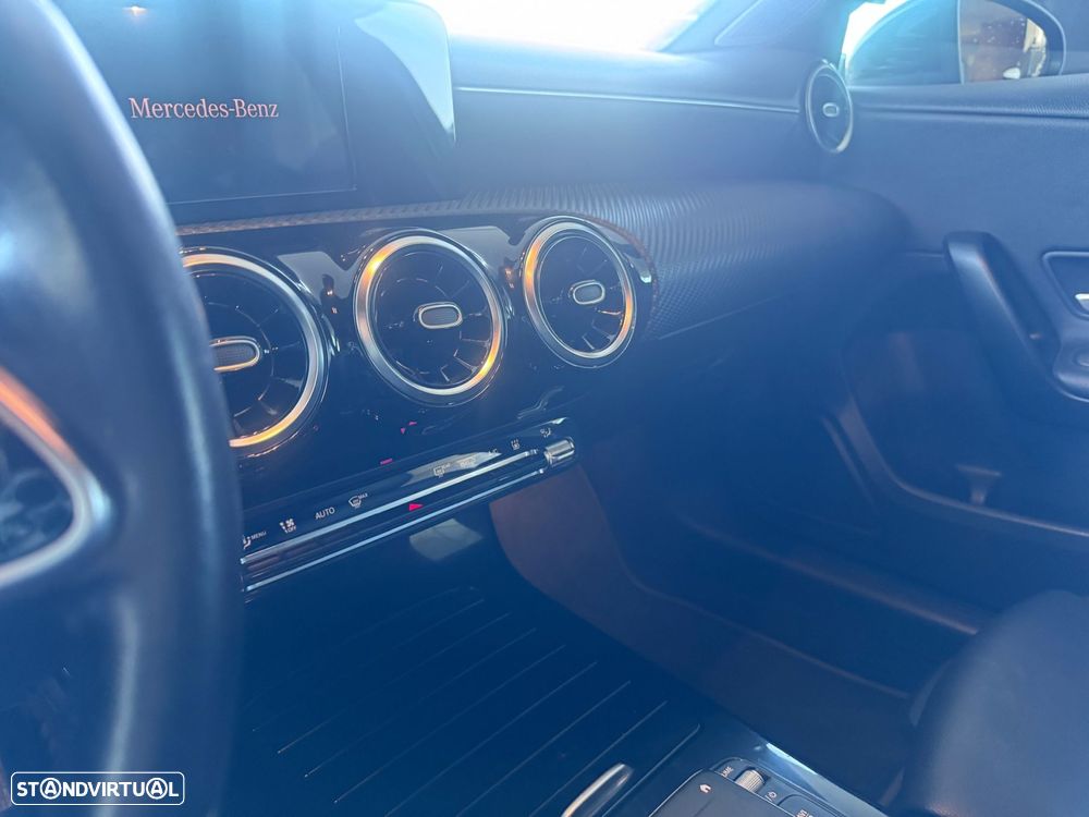 Mercedes-Benz A 250 e 8G-DCT - 13