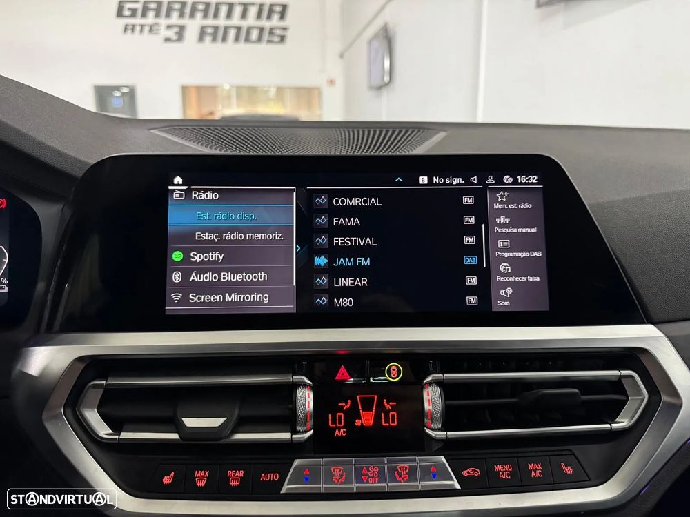 BMW 330 e Touring Pack M Auto - 23