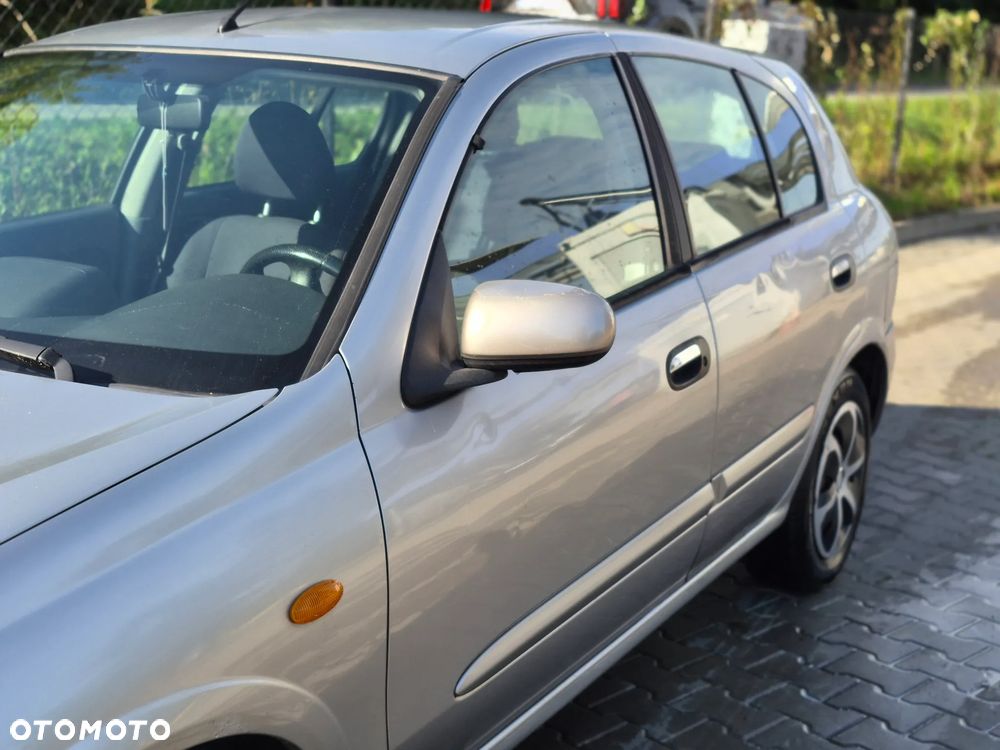Nissan Almera - 6