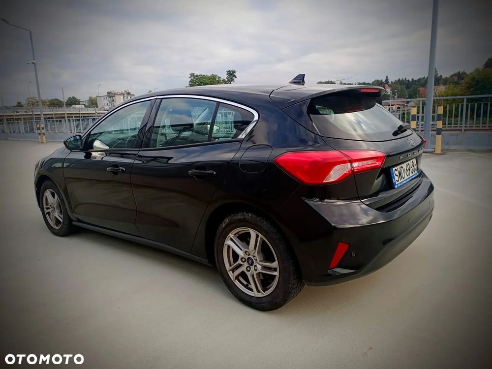 Ford Focus 1.0 EcoBoost Trend Edition Business - 5