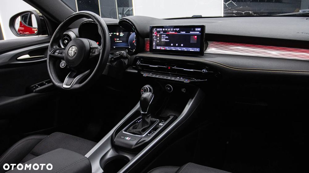 Alfa Romeo Tonale 1.5 T4 GSE mHEV Sprint DCT - 11