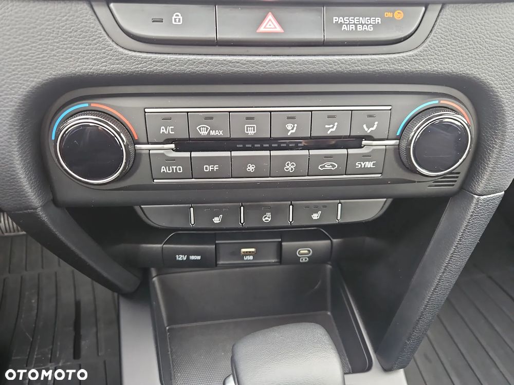 Kia Ceed 1.5 T-GDI M DCT - 13