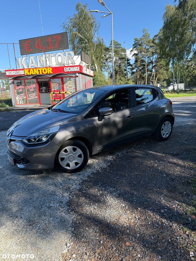 Renault Clio 0.9 TCe Limited - 9