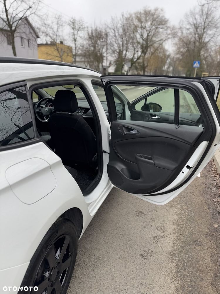 Opel Astra 1.6 CDTI Start/Stop Sports Tourer Active - 4