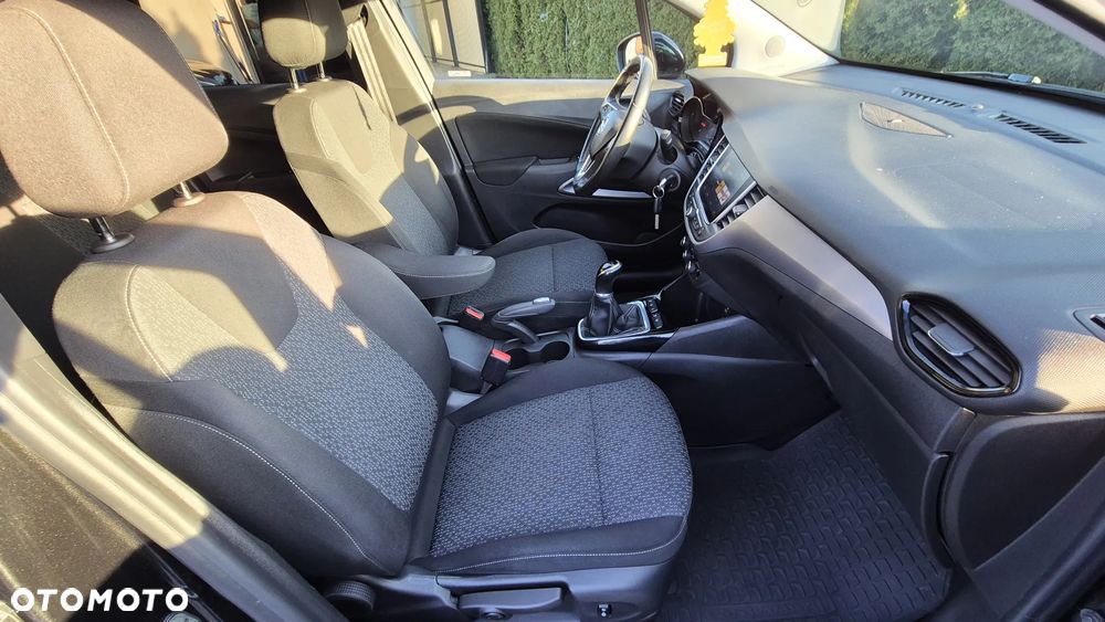 Opel Crossland X 1.2 T Design Line S&S - 9