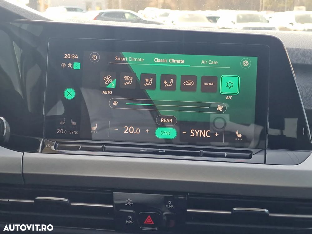 Volkswagen Golf - 37