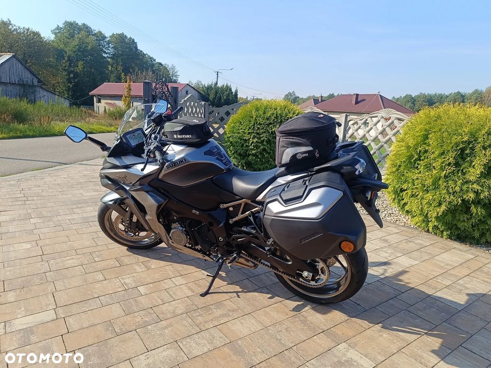 Suzuki GSX 1000 - 33