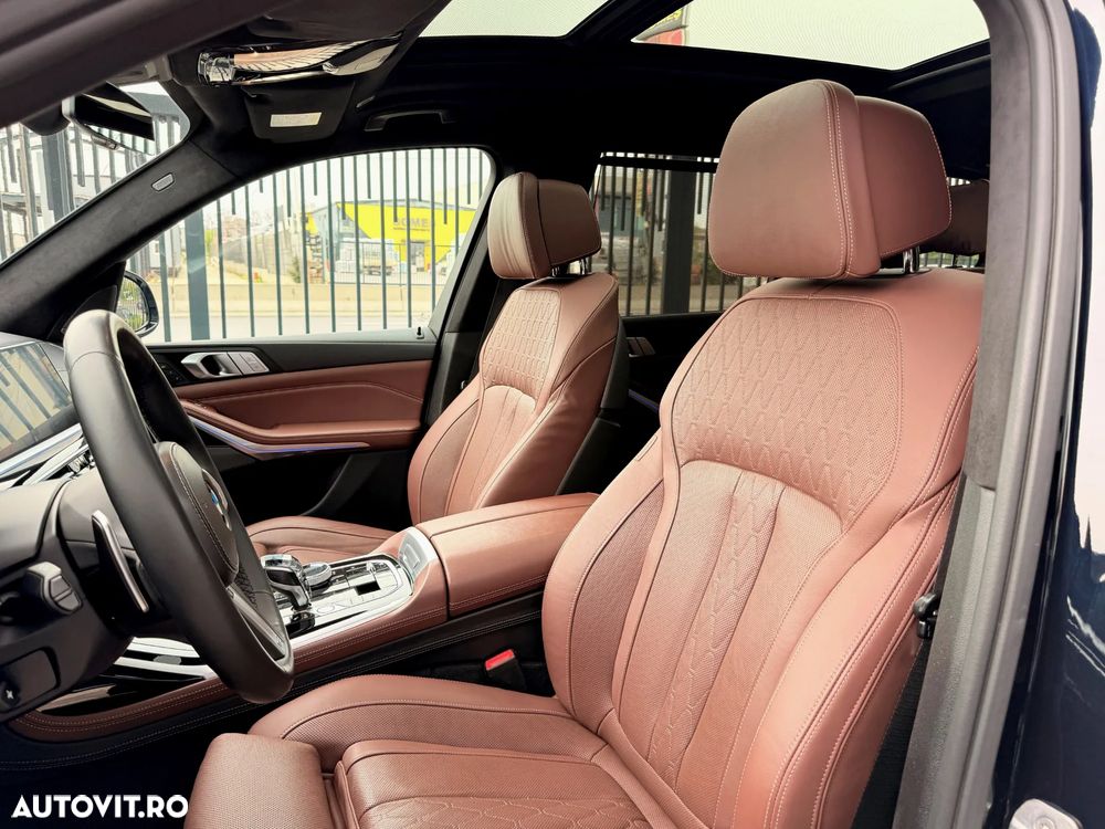 BMW X7 M50d - 12