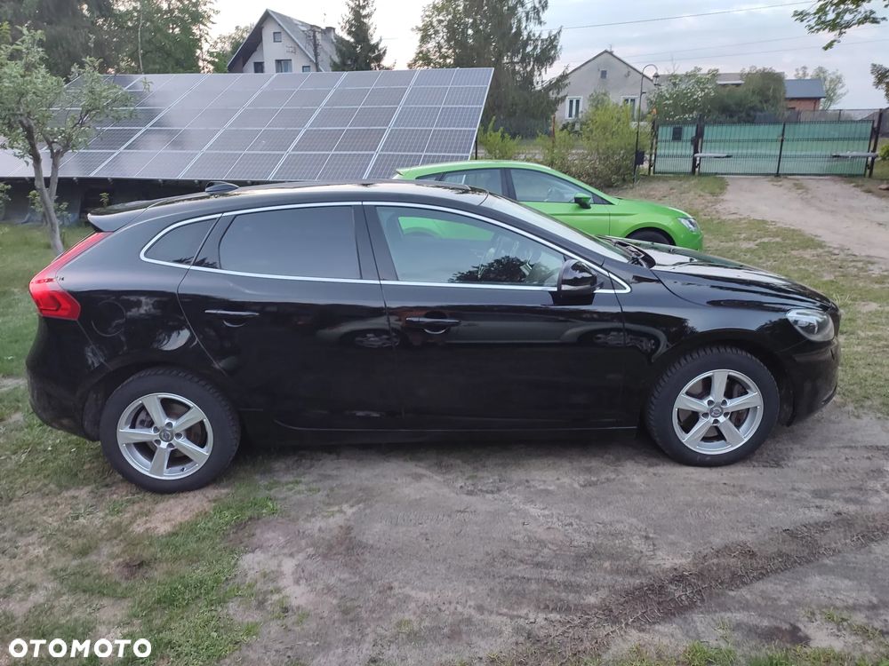 Volvo V40 D4 Drive-E Momentum - 10