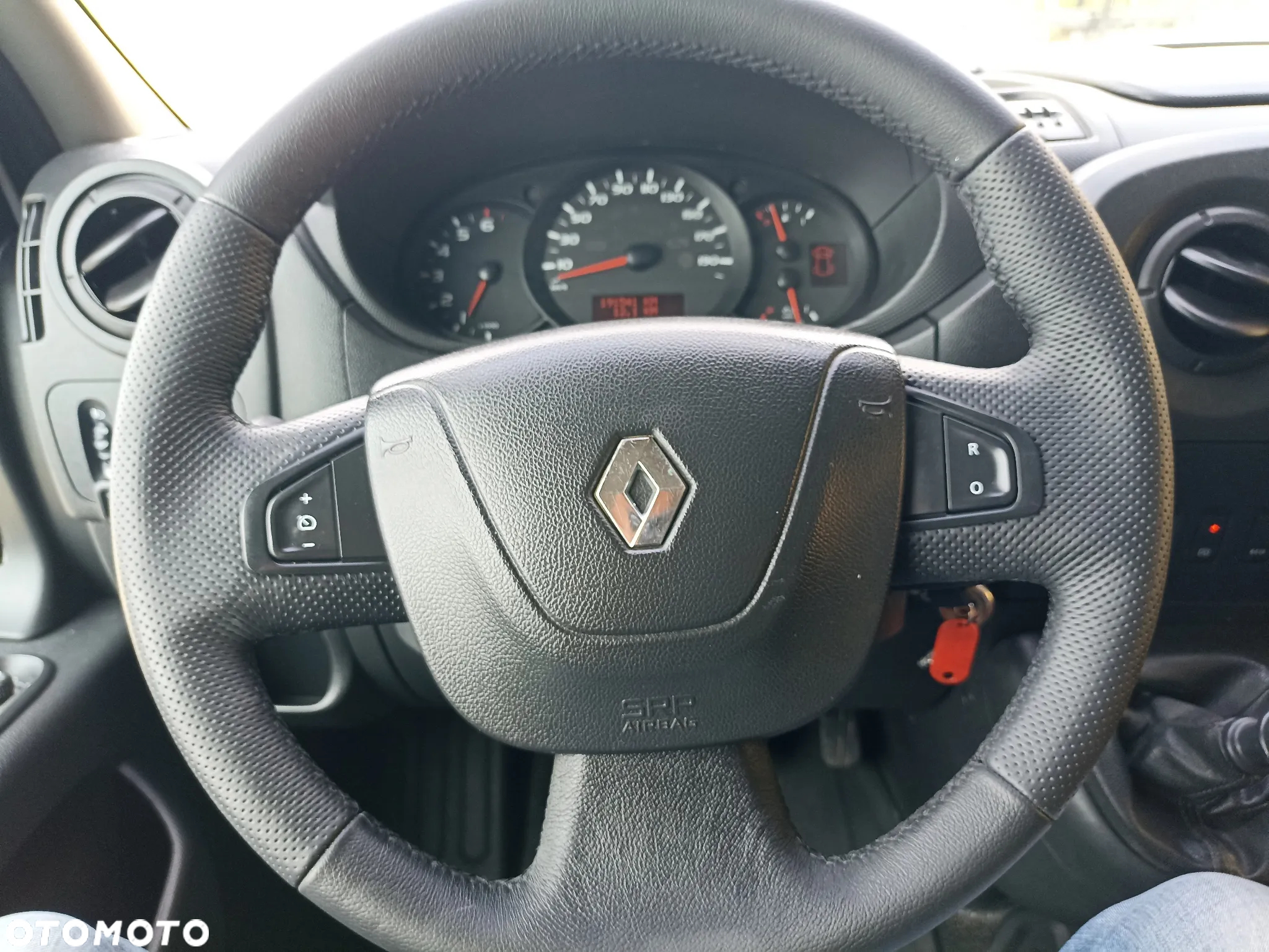 Renault MASTER - 8