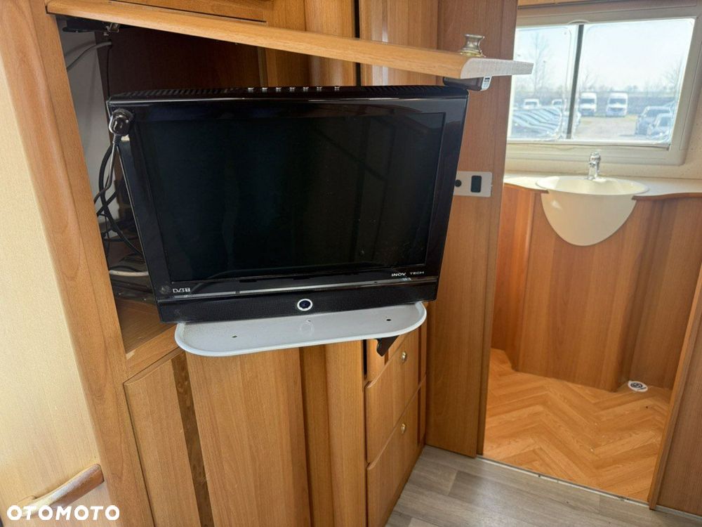 Mercedes-Benz Sprinter - 22