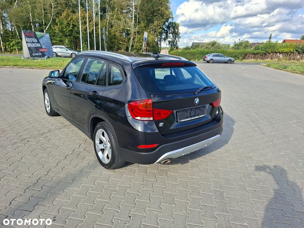 BMW X1 xDrive18d xLine - 6
