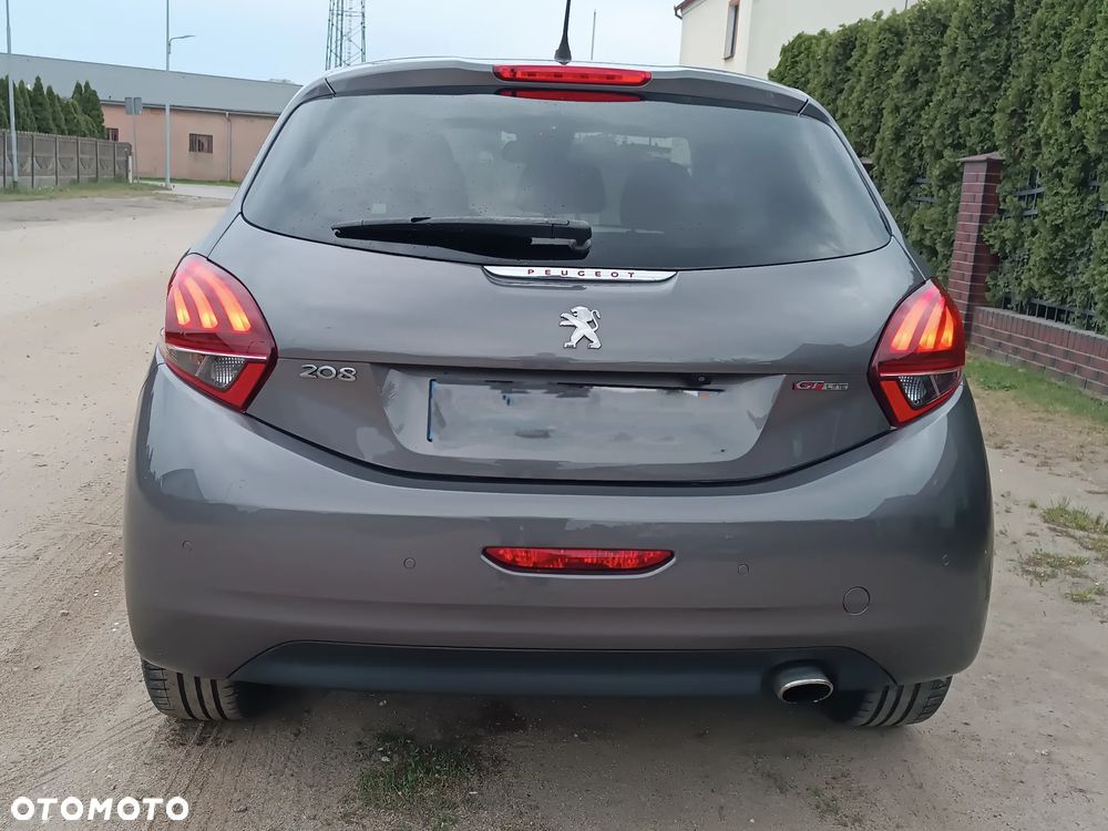 Peugeot 208 - 7