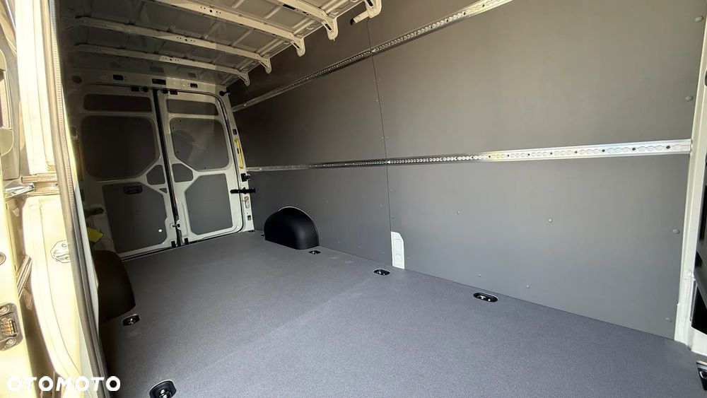 Volkswagen Crafter - 6