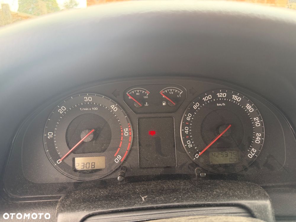 Skoda Superb 1.9 TDI Comfort - 13