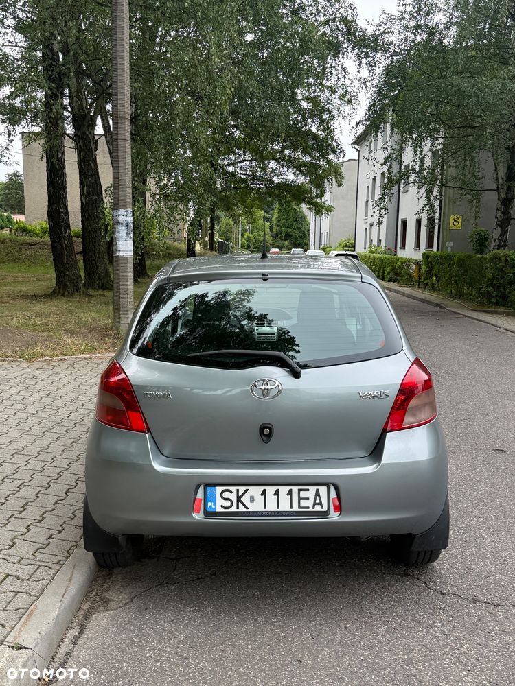 Toyota Yaris 1.4 D-4D Luna - 6