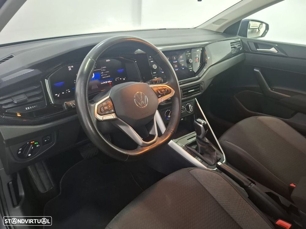 VW Polo 1.0 TSI Urban DSG - 12
