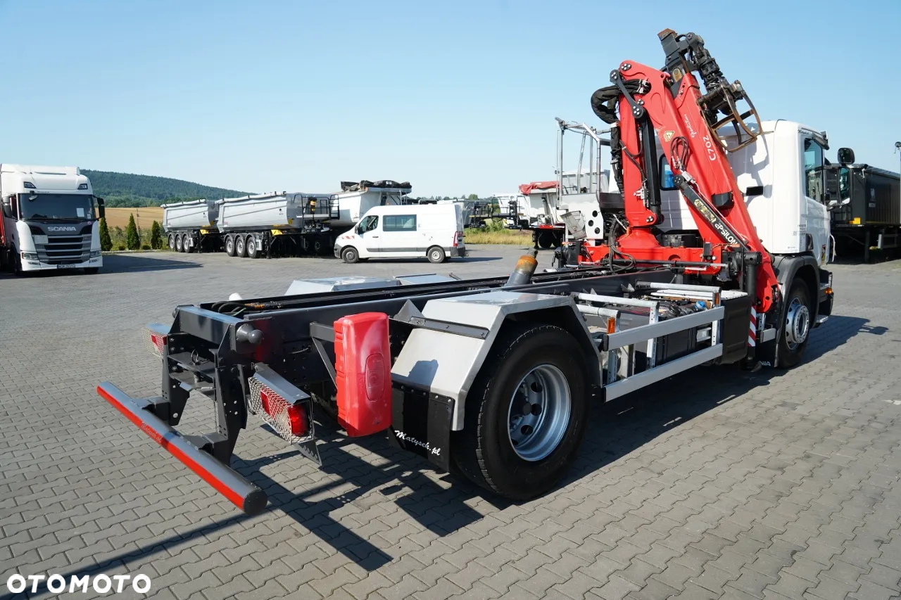 Scania P 280 / 4X2 / SIŁOWNIK DO WYWROTU /  + HDS PALFINGER C70Z73 / UDŹWIG 1 700 KG / MAX WYSÓW 7 M / STEROWANIE RADIOWE / EURO 6 - 7