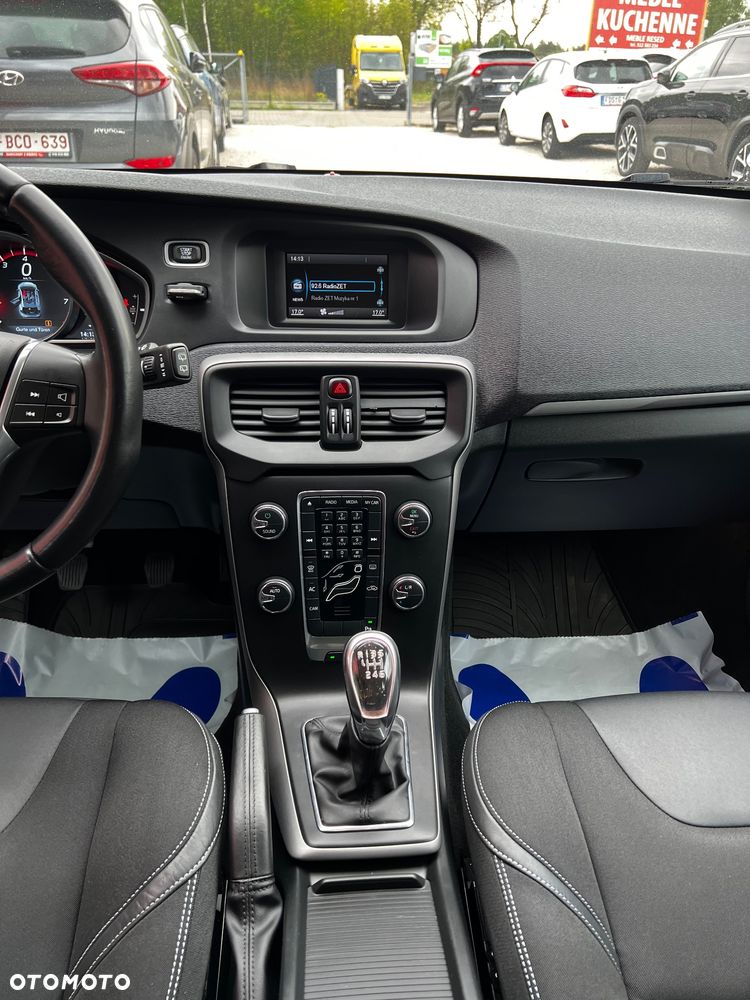 Volvo V40 T3 - 23