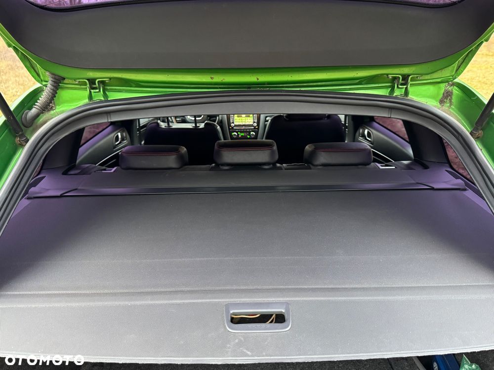 Skoda Octavia Combi 2.0 TDI DPF RS - 36