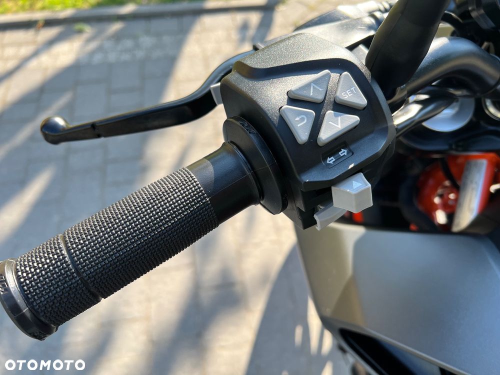 KTM Duke 125 - 10