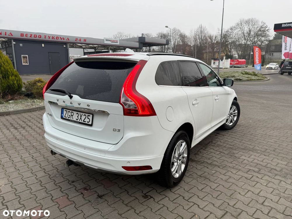Volvo XC 60 D3 Drive-E Momentum - 2