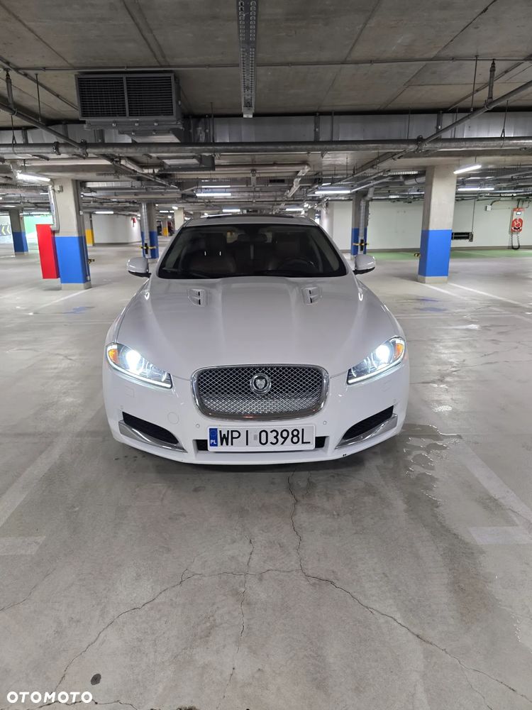 Jaguar XF - 2