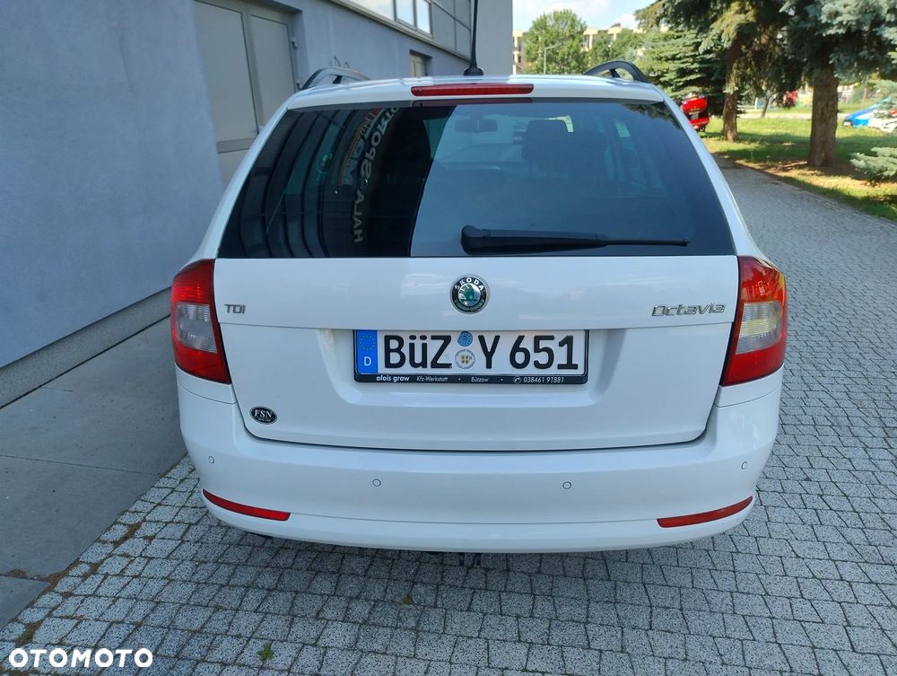 Skoda Octavia 2.0 TDI DPF Team Edition - 6