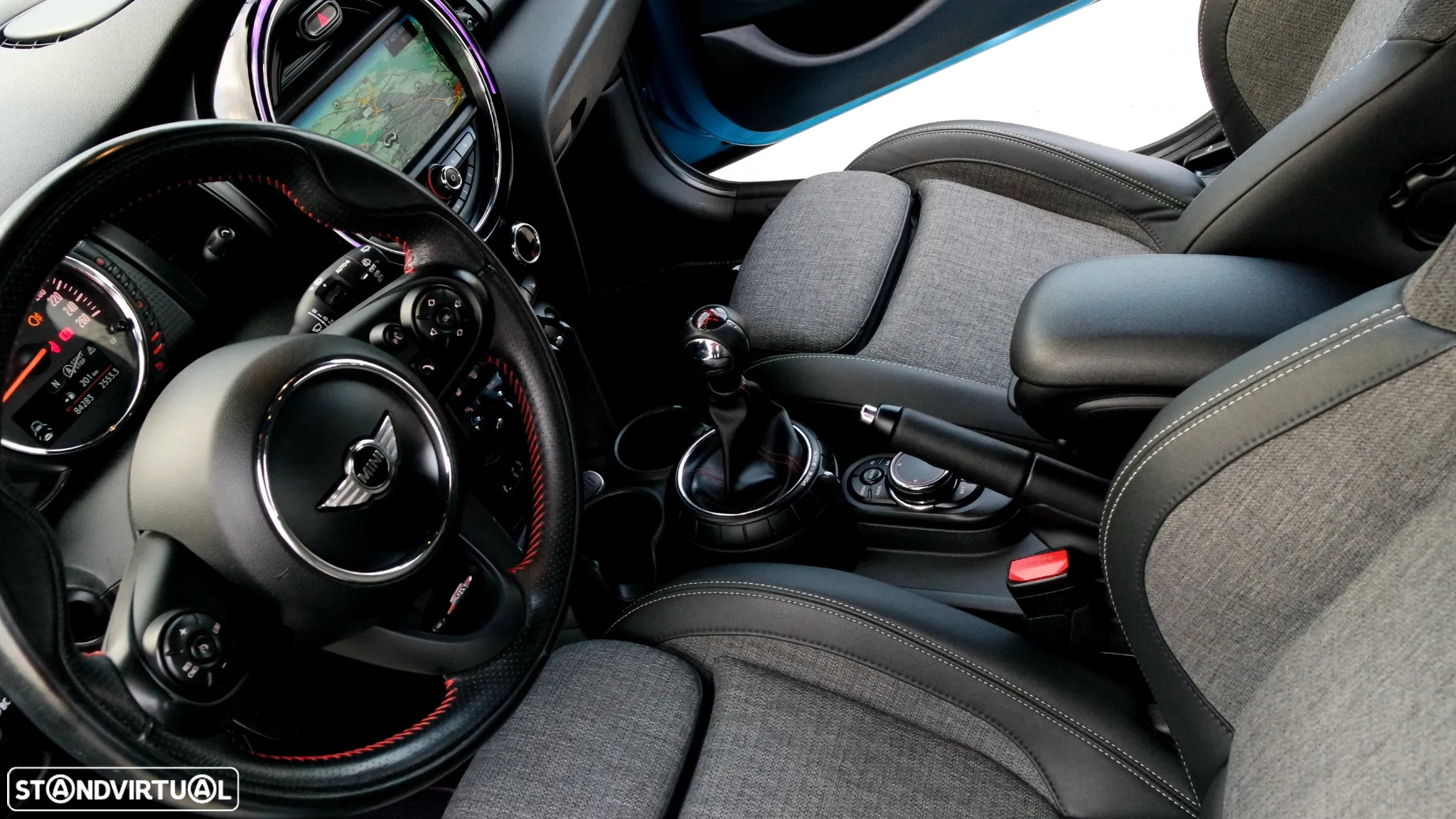 MINI 5 Portas Cooper D - 2