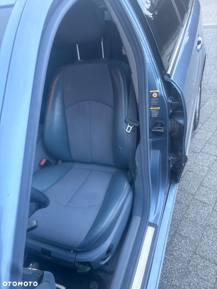 Mercedes-Benz Klasa E 220 CDI T Avantgarde - 15