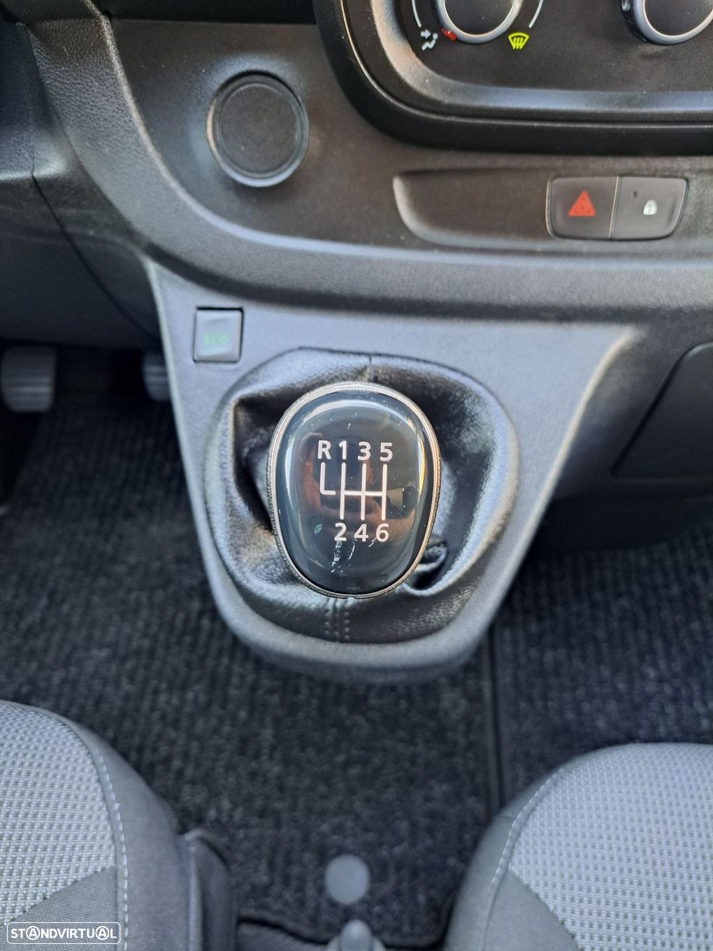 Renault Trafic 2.0 dCi L2H1 ISÓTERMICA FRIGORIFICA - 18
