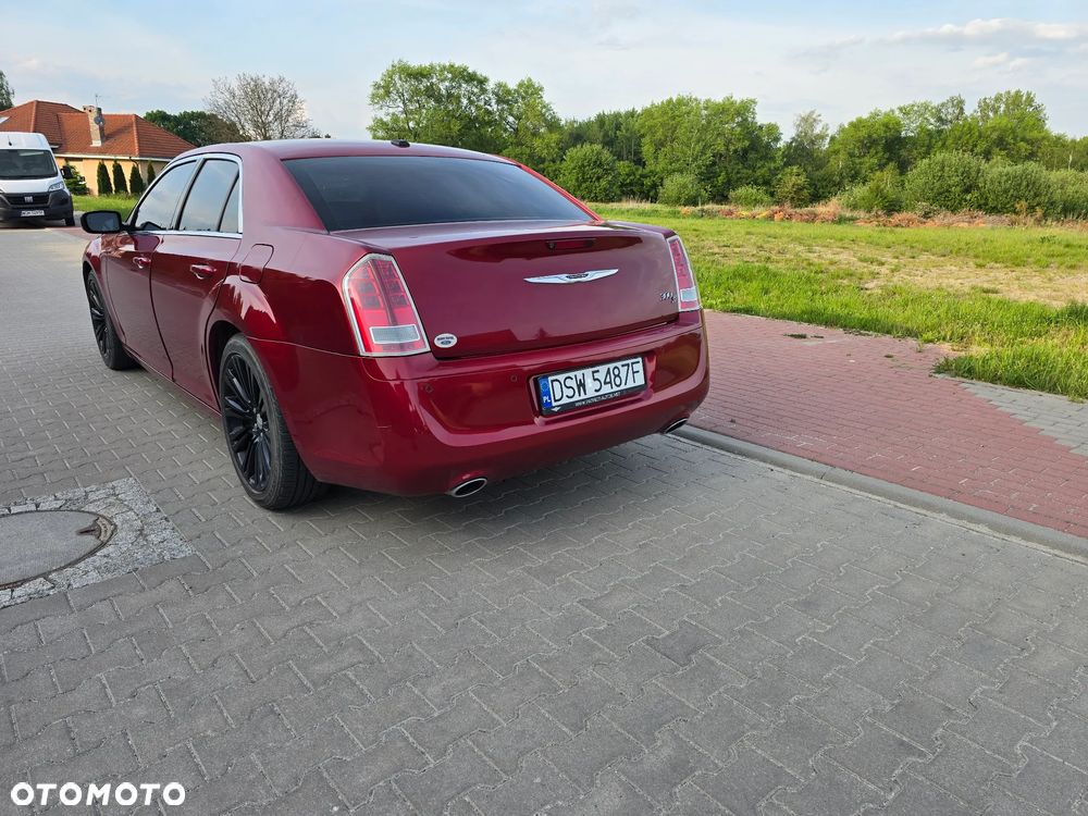 Chrysler 300s - 10