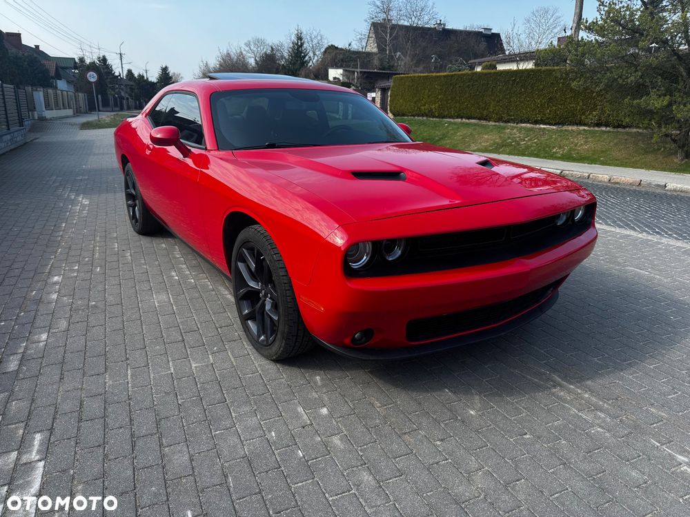 Dodge Challenger - 24
