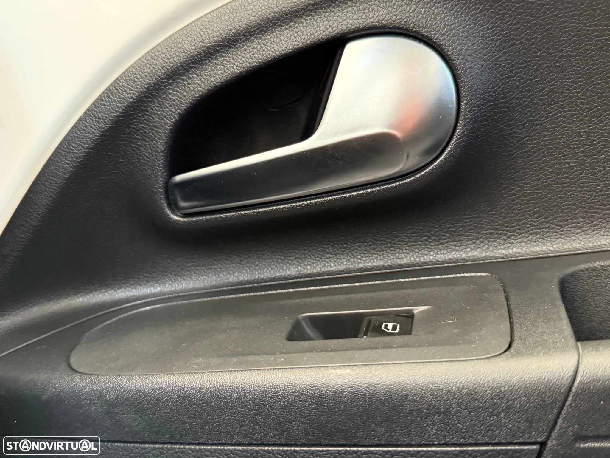 VW Cross Up! 1.0 BMT - 17