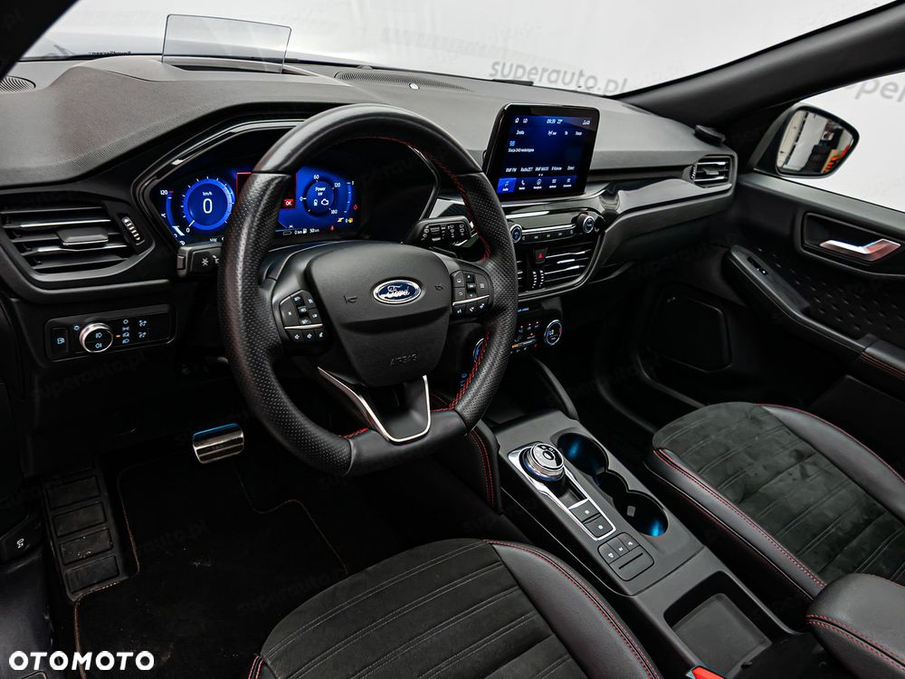 Ford Kuga - 11
