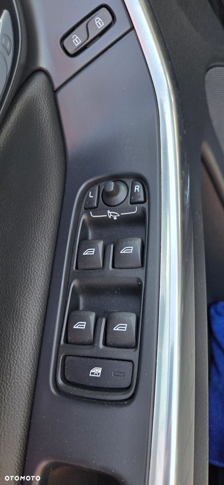 Volvo XC 60 D4 Geartronic Momentum - 20
