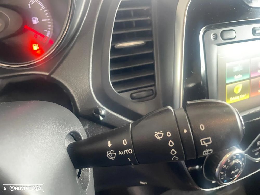 Renault Captur ENERGY dCi 90 S&S Intens - 24