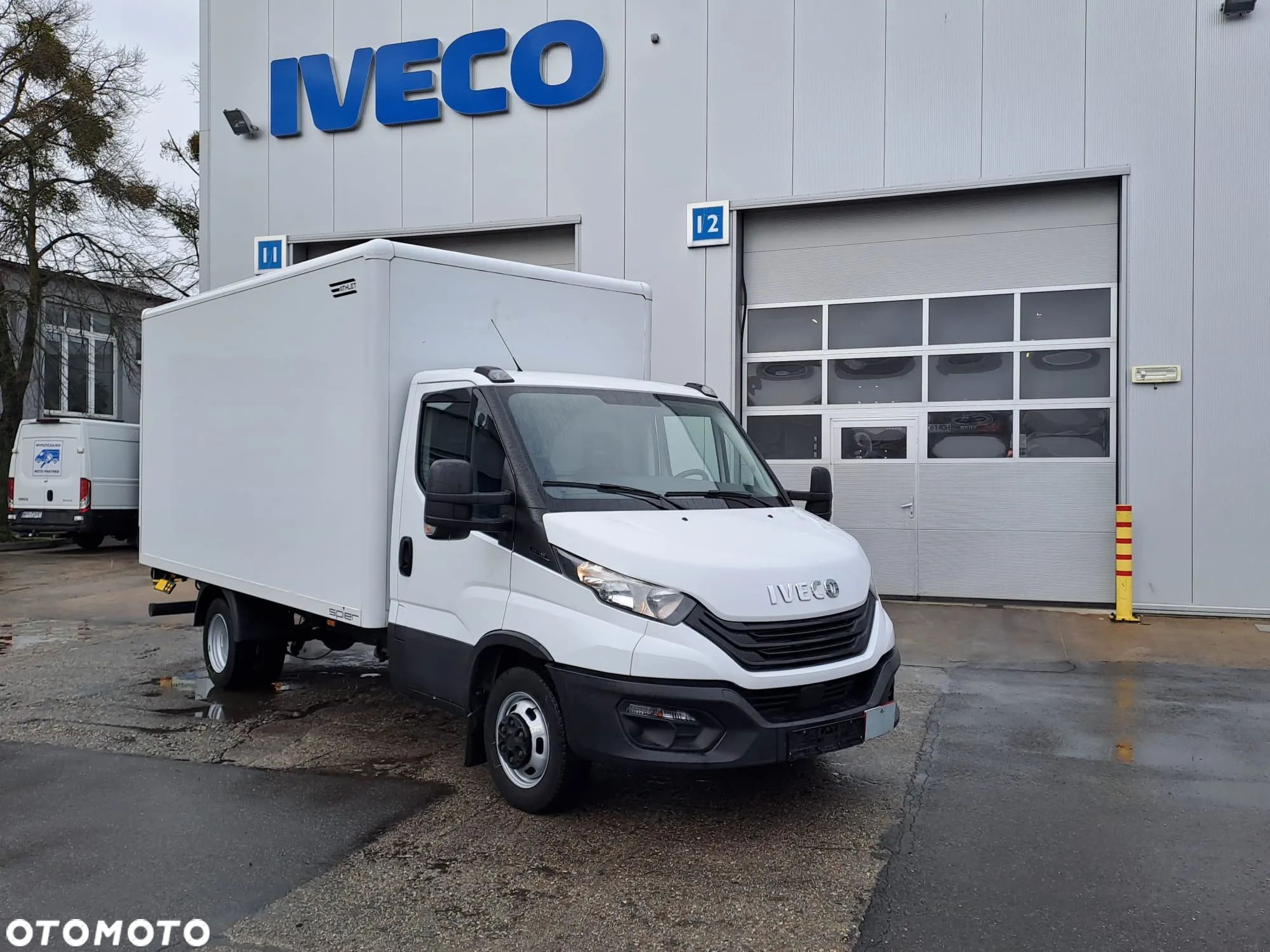 Iveco 35C16H  kontener + winda 750kg - 1