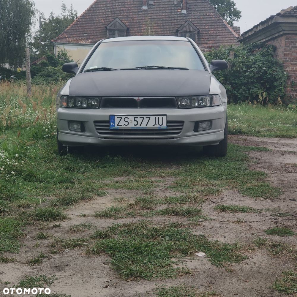 Mitsubishi Galant
